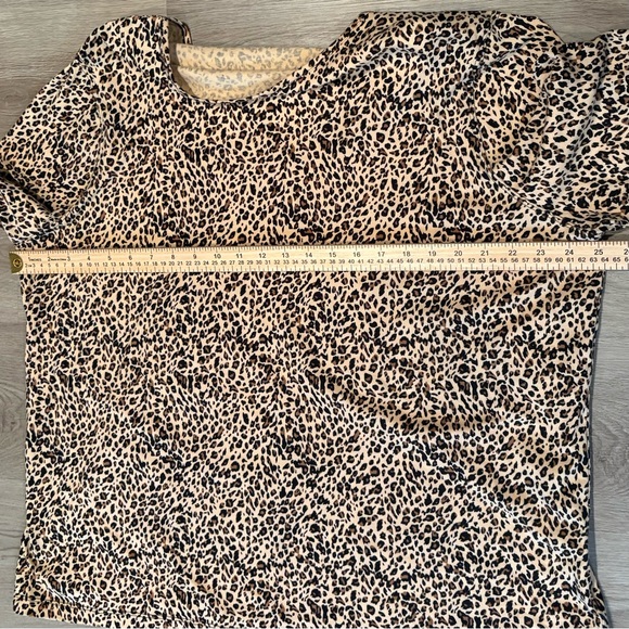 WESTBOUND Leopard Print Tee - Picture 6 of 7
